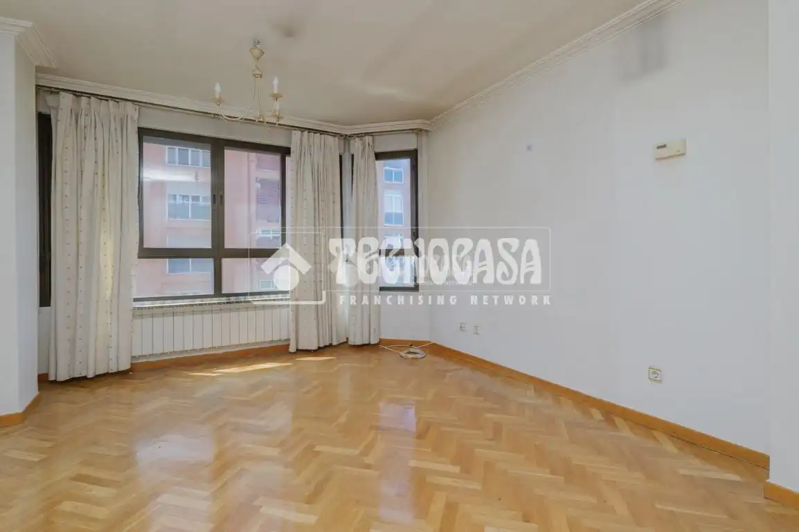 Flat for sale in Estación - Centro