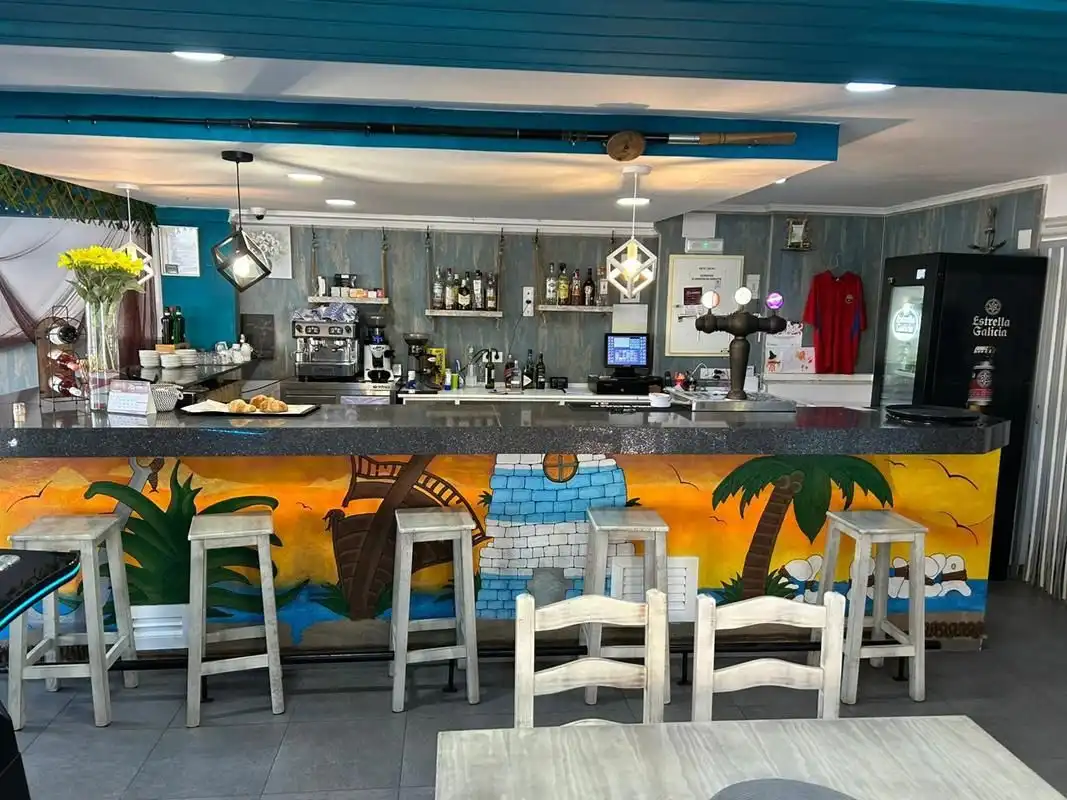 Local en venda en Dénia amb Terrassa i Moblat