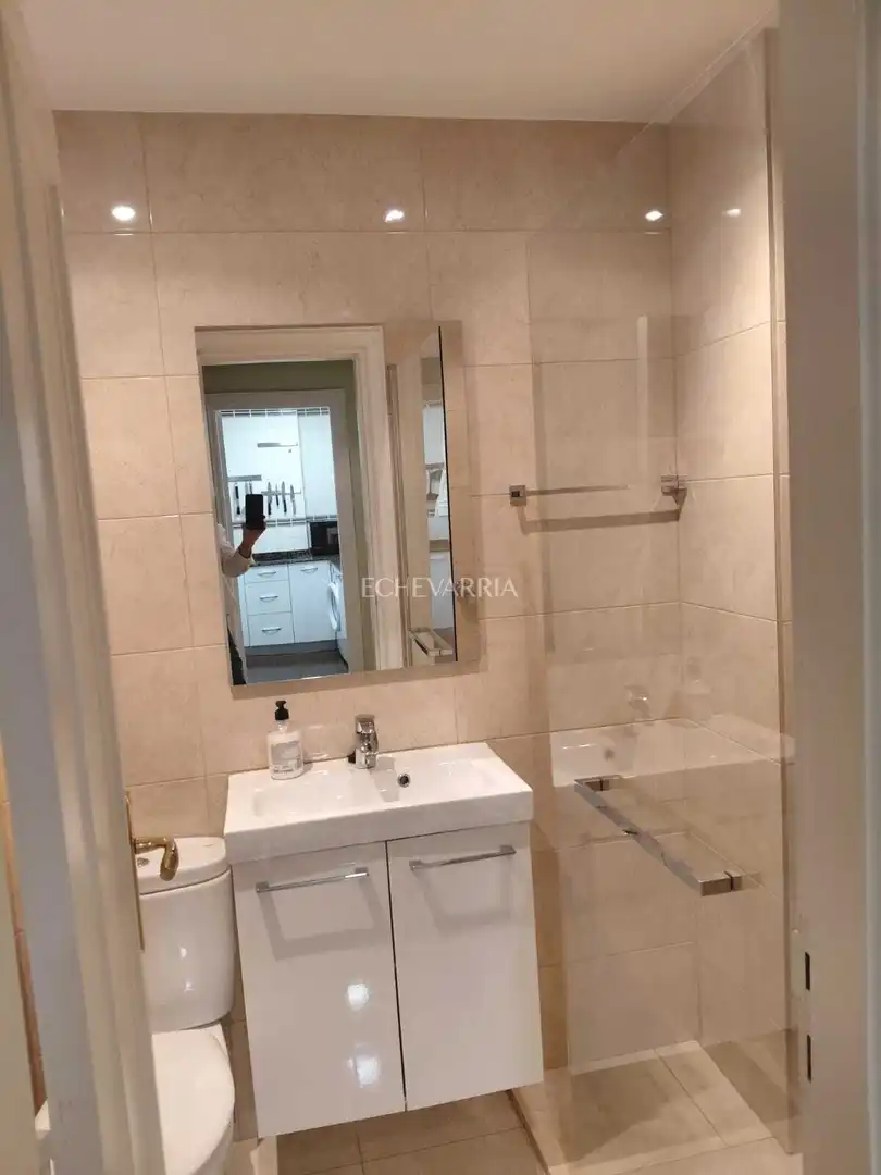 Baño de Piso de alquiler en Bilbao  con Calefacción