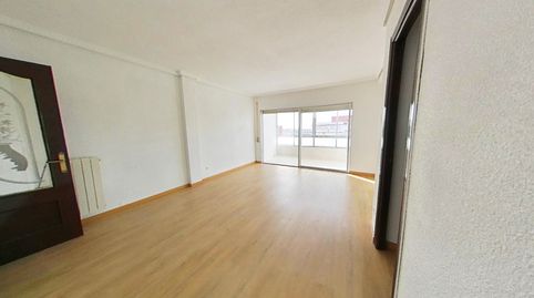 Foto 2 de Piso en venta en Pz Lugo , El Naranjo, Fuenlabrada