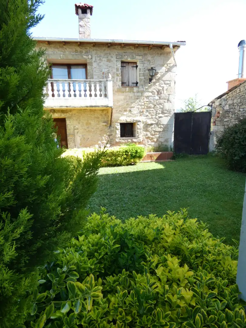 Garten von Haus oder Chalet zum Verkauf in Villarcayo de Merindad de Castilla la Vieja mit Heizung, Privatgarten und Möbliert