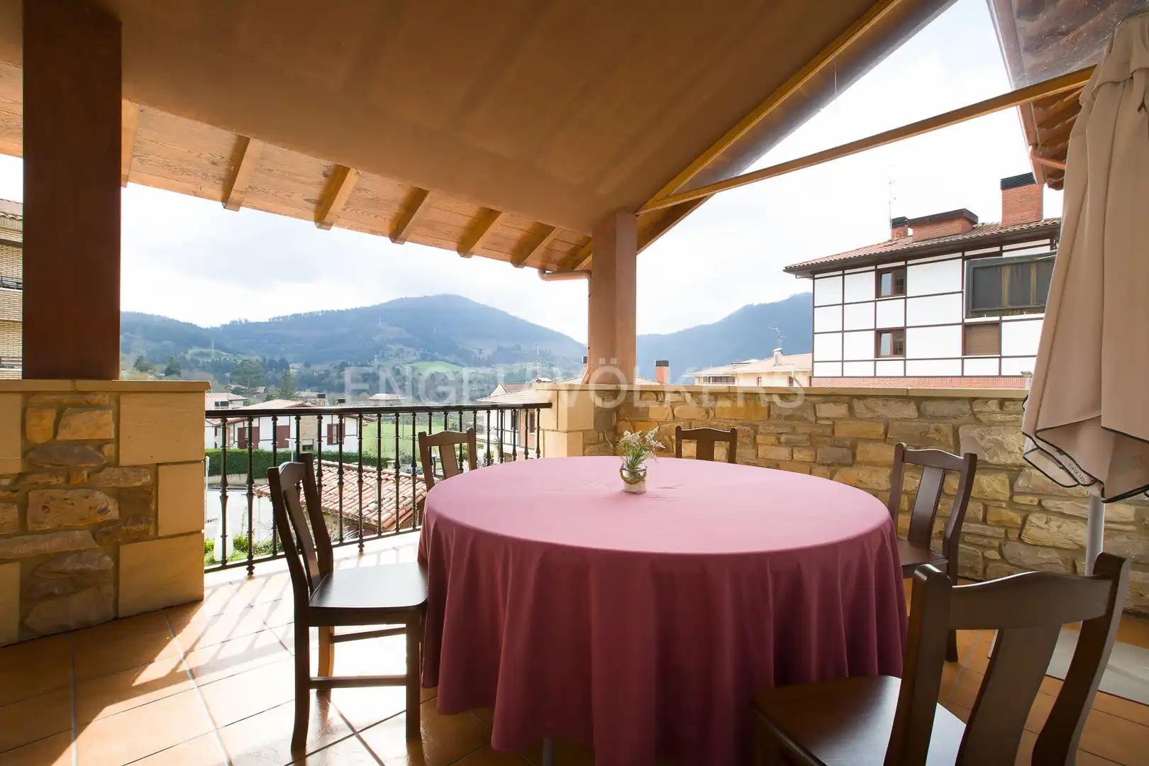 Terraza de Casa o chalet de alquiler en Zaratamo con Aire acondicionado, Calefacción y Terraza