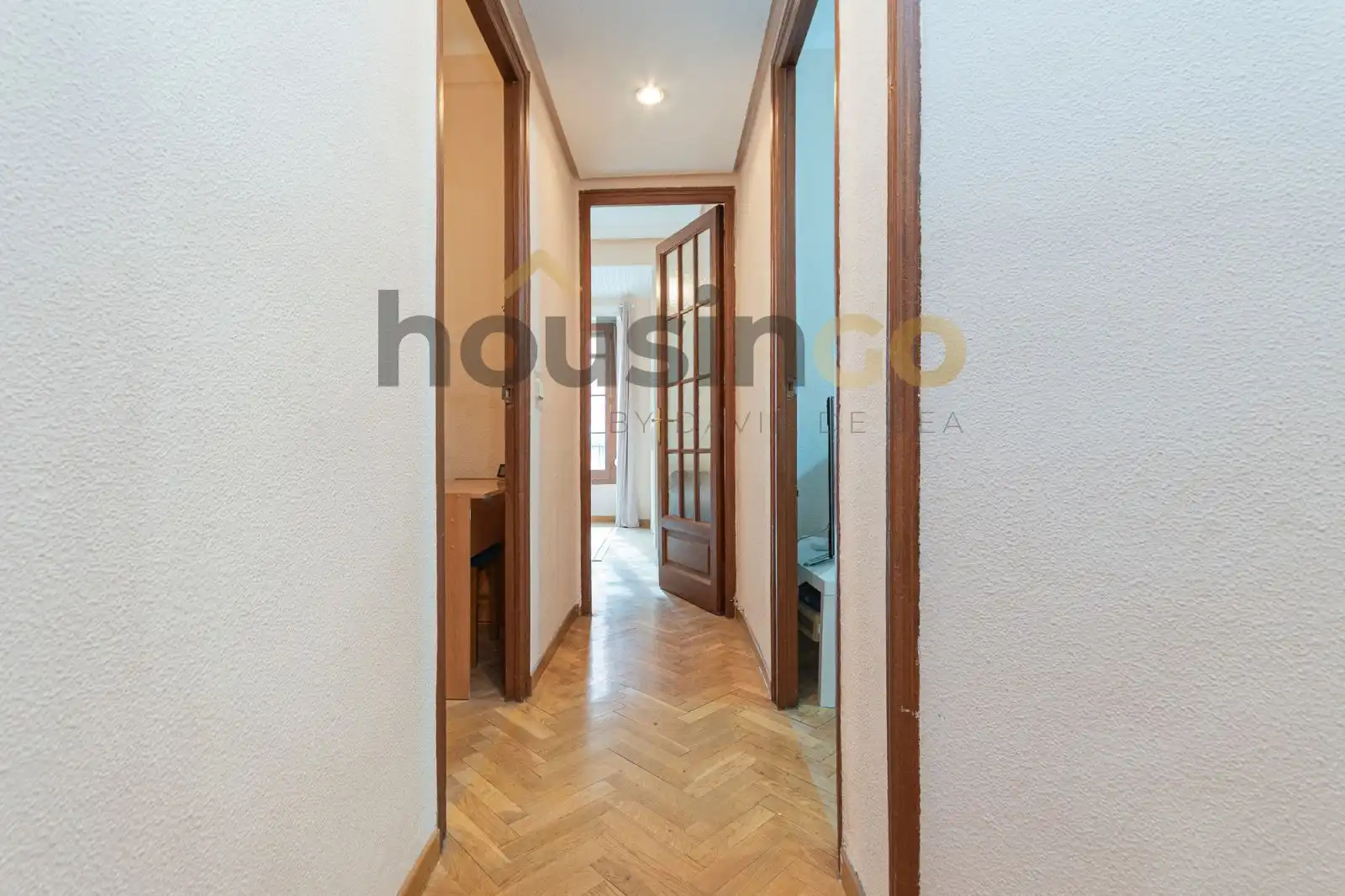 Flat for rent in Madrid  with Heating, Parquet flooring and Furnished