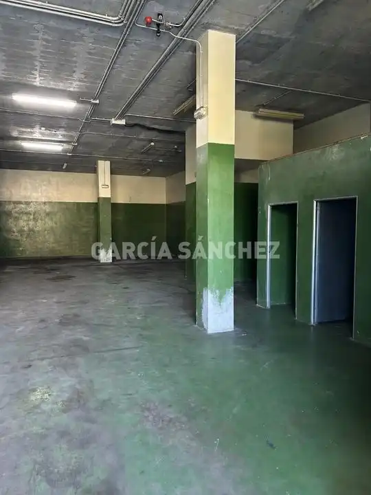 Nave industrielle à vendre à Calle Cimadevila 39, imagen 3