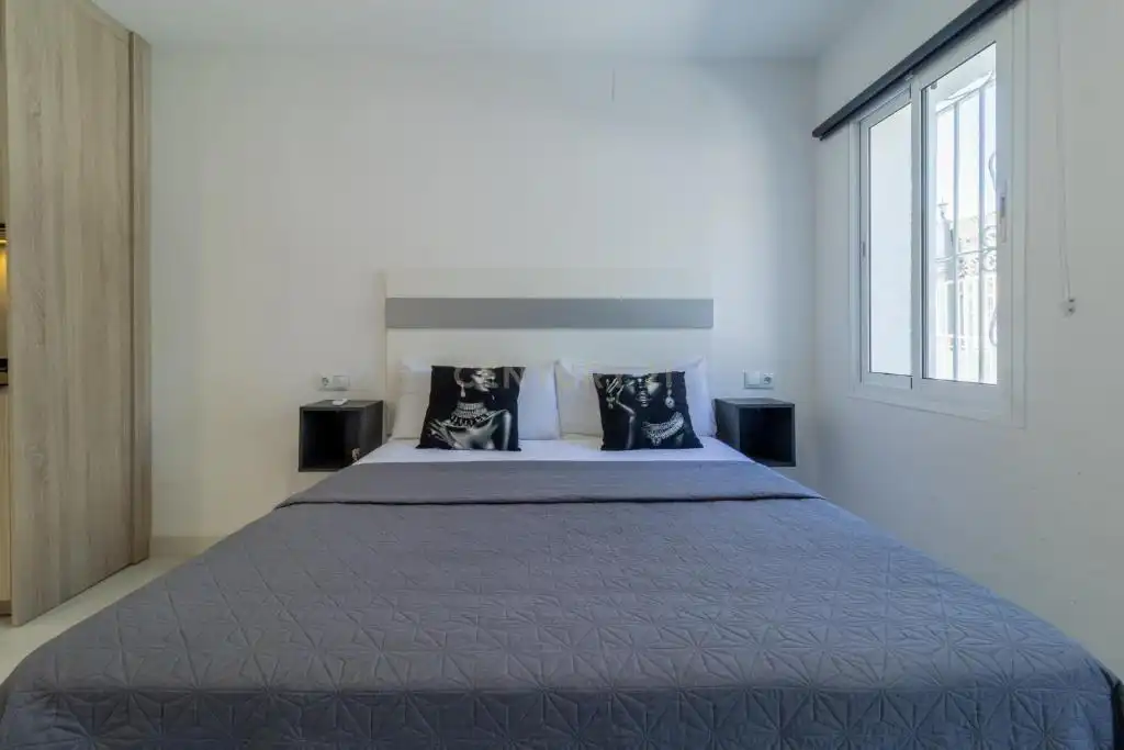 Bedroom of Buildings for sale in Fuengirola