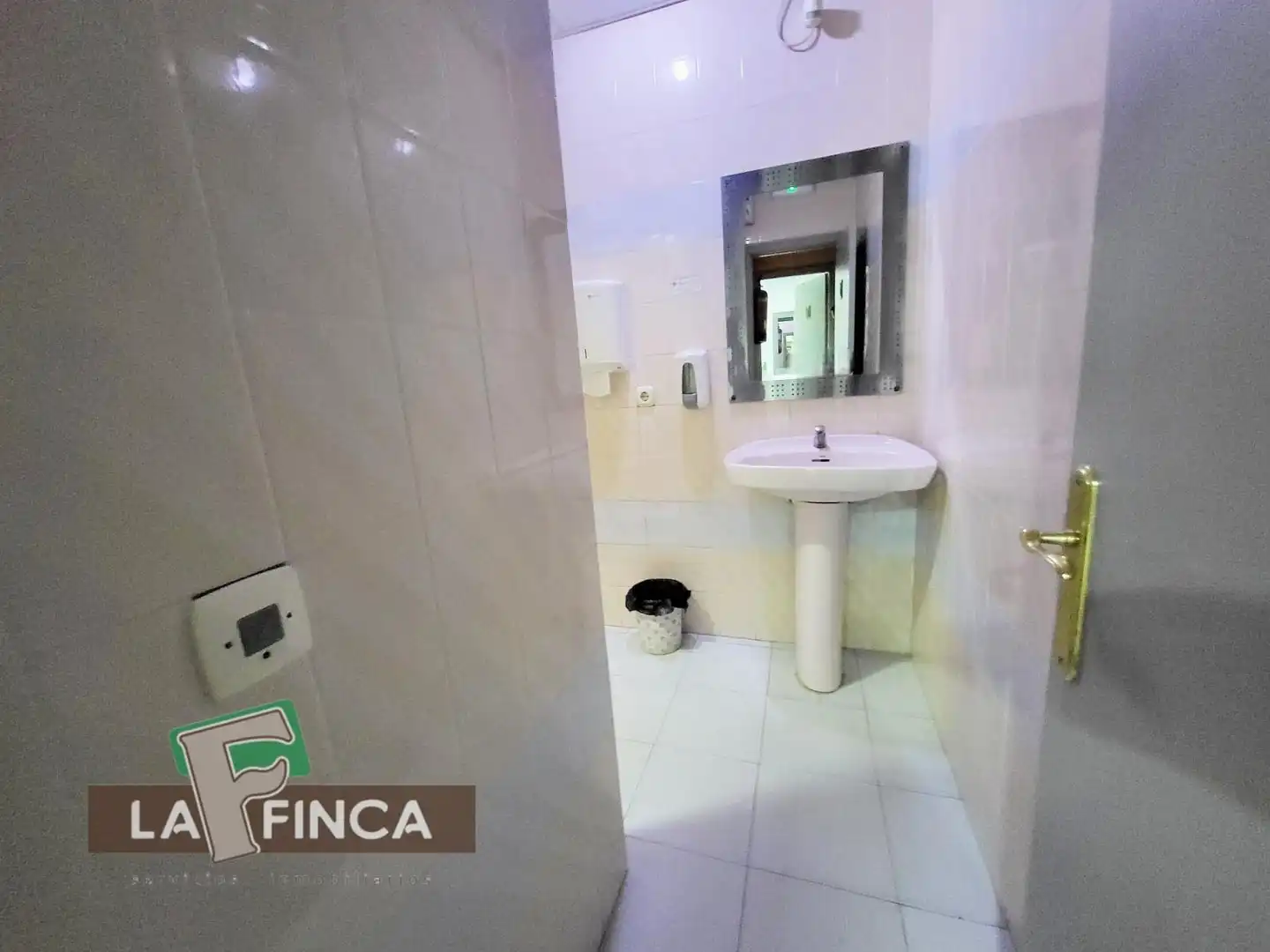 Baño de Edificio en venta en Pravia