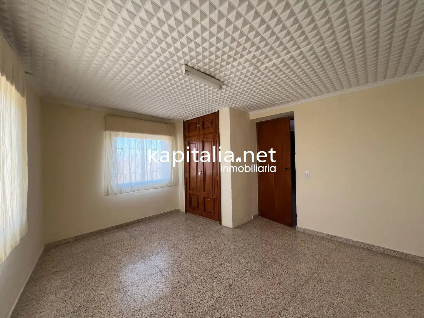 Dormitori de Casa o xalet en venda en Ontinyent amb Traster i Piscina