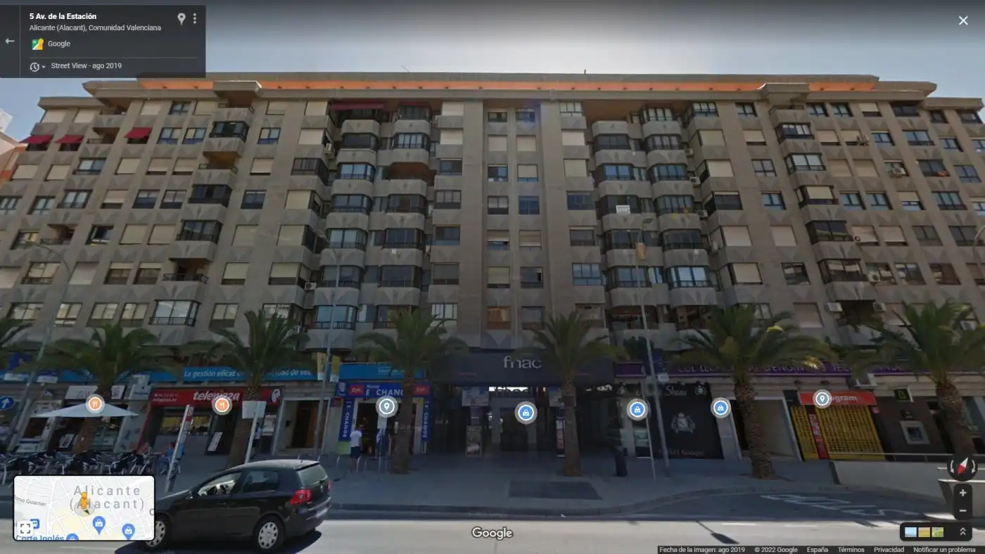 Local comercial en venta en Avenida ESTACIÓN 5