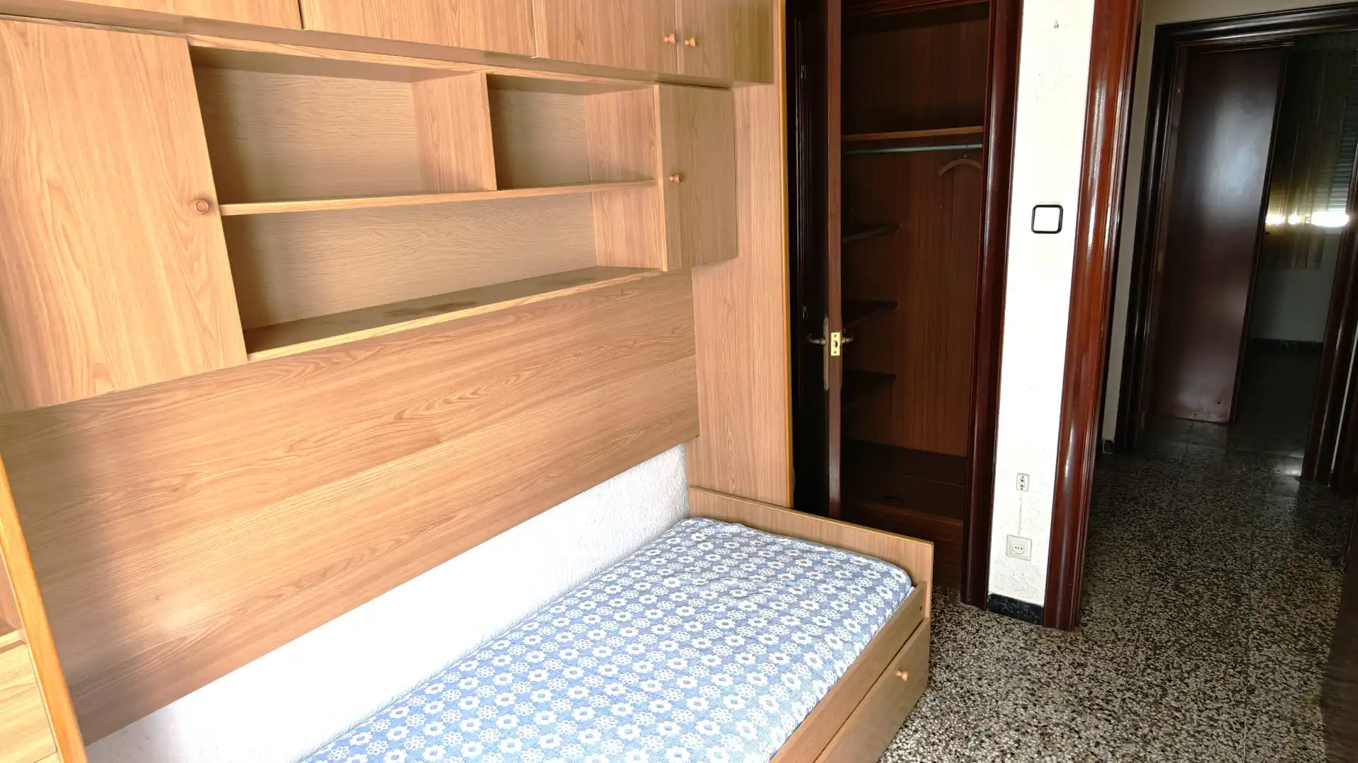 Habitación de Piso en venta en Zaragoza