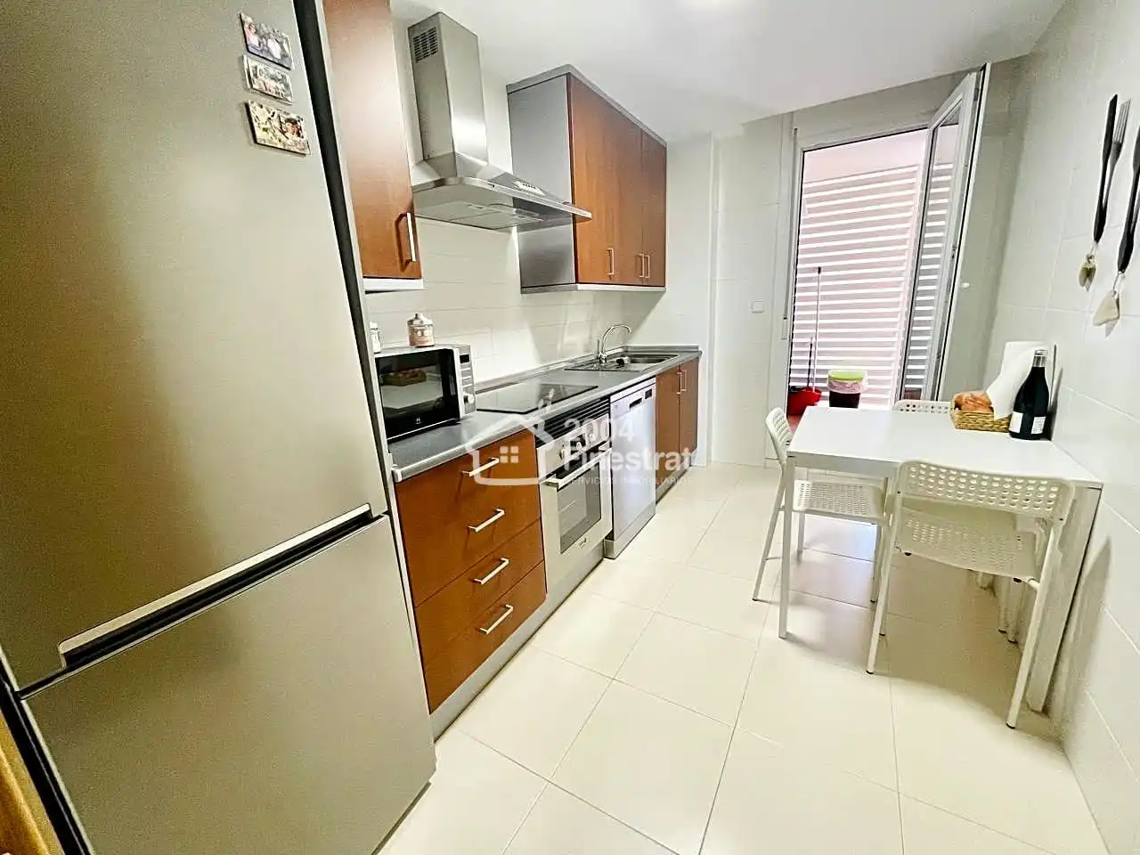 Cuina de Apartament de lloguer en Villajoyosa / La Vila Joiosa amb Aire condicionat, Terrassa i Moblat