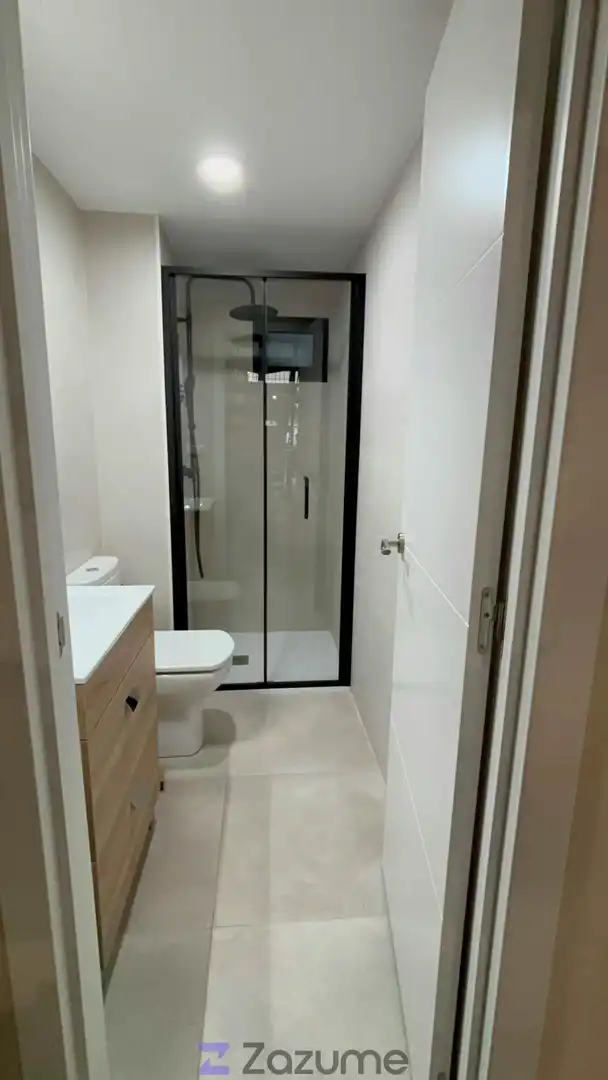 Badezimmer von Loft zur Miete in Sevilla mit Klimaanlage, Heizung und Möbliert