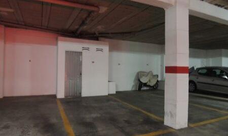 Foto 4 de Garatge de lloguer a Carrer Ferrocarril D'alcoi, 30, Centro Histórico, Valencia