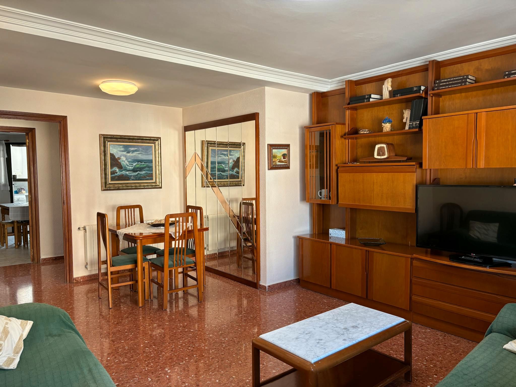 Sala d'estar de Pis de lloguer en  Valencia Capital amb Calefacció, Moblat i Rentadora