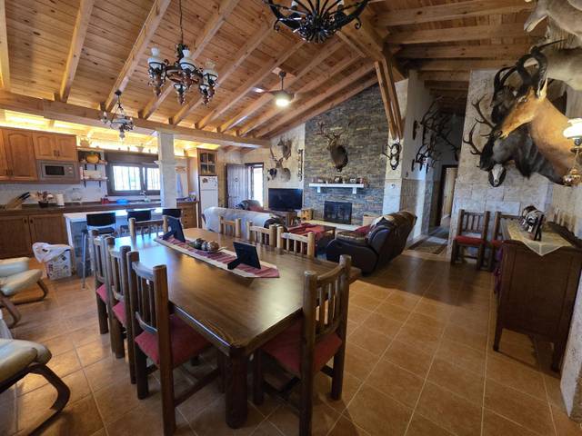 Casa-chalet en Venta en Tahal