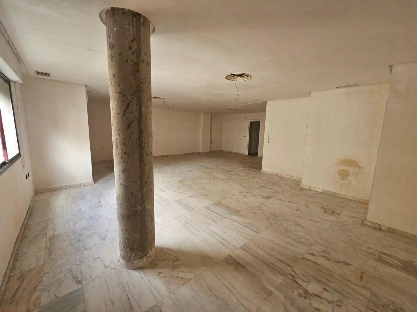 Oficina de alquiler en Cáceres