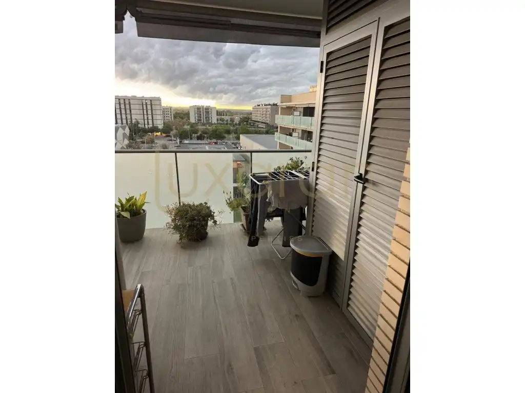 Piso con ascensor en venta en Calle Carme Laforet 4, imagen 7