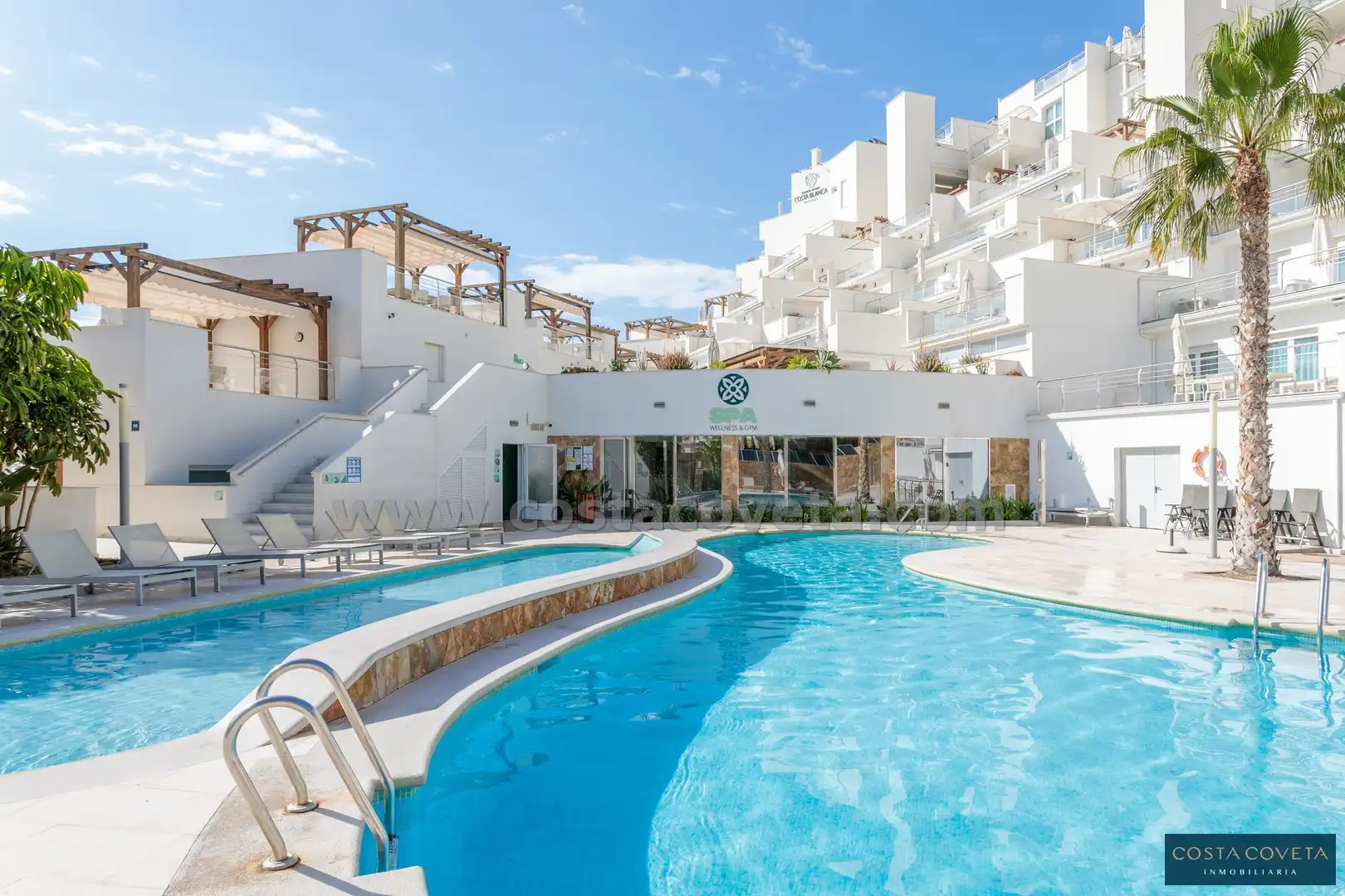 Schwimmbecken von Erdgeschoss zum Verkauf in El Campello mit Klimaanlage, Heizung und Terrasse