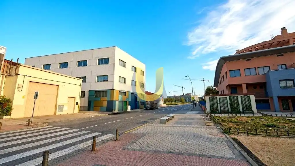 Fabrikhallen zur Miete in Fuenlabrada II - El Molino