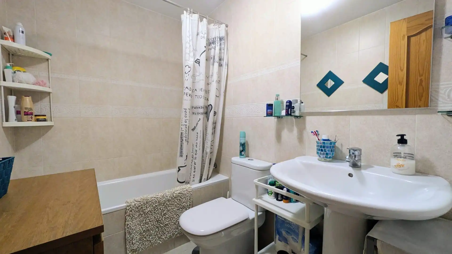 Bathroom of Flat for sale in Fuengirola  with Air Conditioner, Heating and Terrace