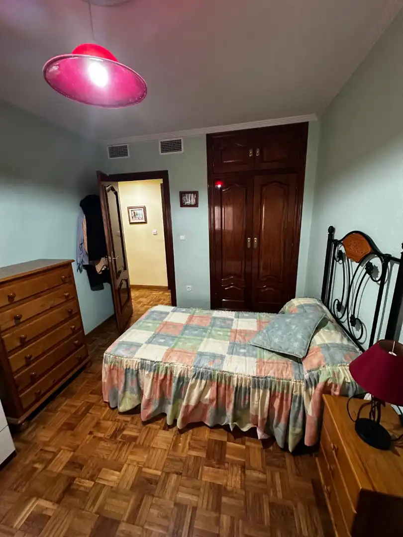 Bedroom of Flat for sale in Jaén  with Air Conditioner, Heating and Balcony