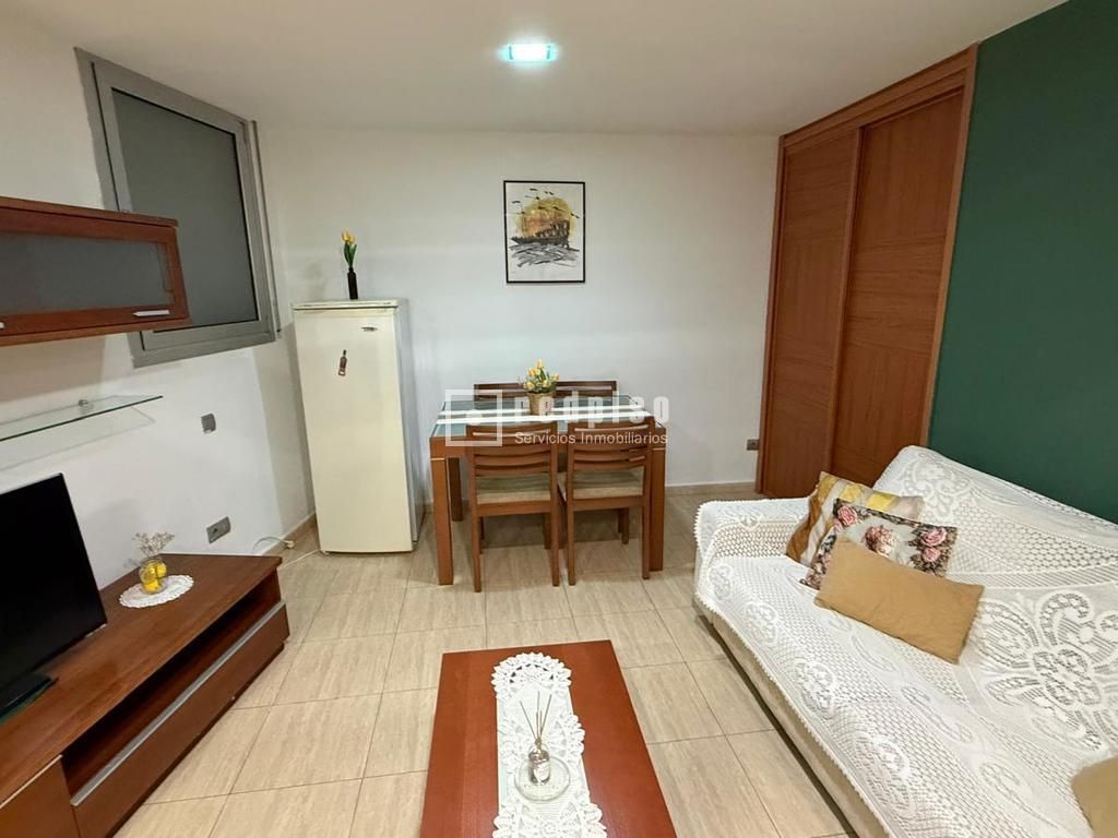 Living room of Flat to rent in Badalona  with Air Conditioner, Heating and Terrace