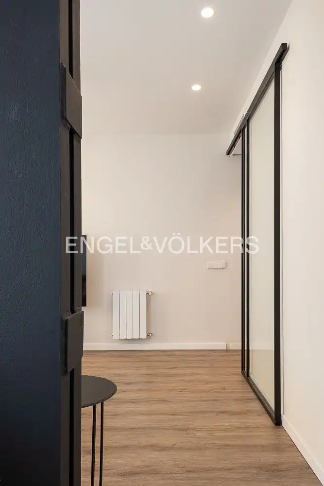 Wohnung zum Verkauf in Valencia mit Klimaanlage, Heizung und Terrasse