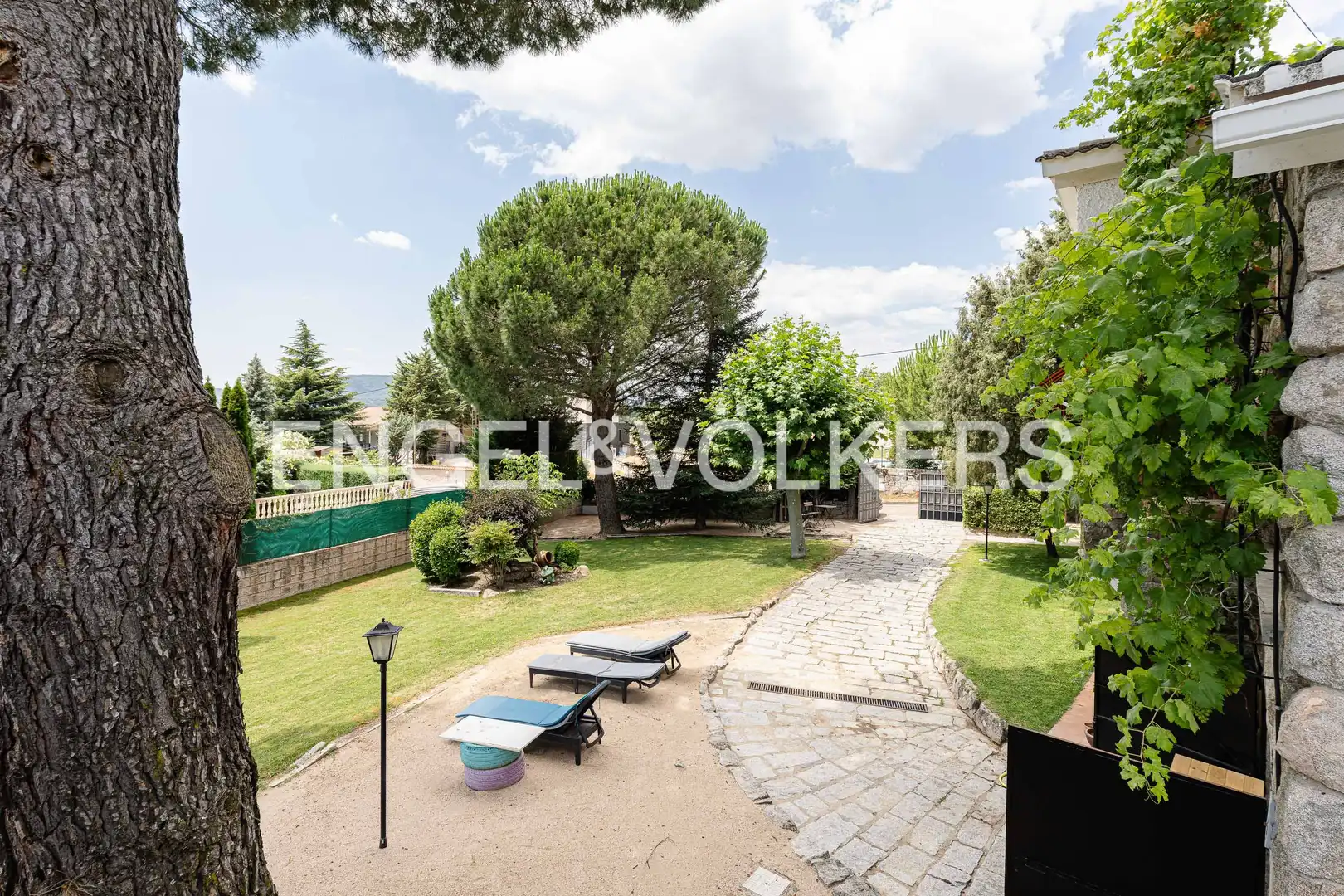Terrassa de Casa o xalet de lloguer en Becerril de la Sierra amb Aire condicionat, Calefacció i Jardí privat