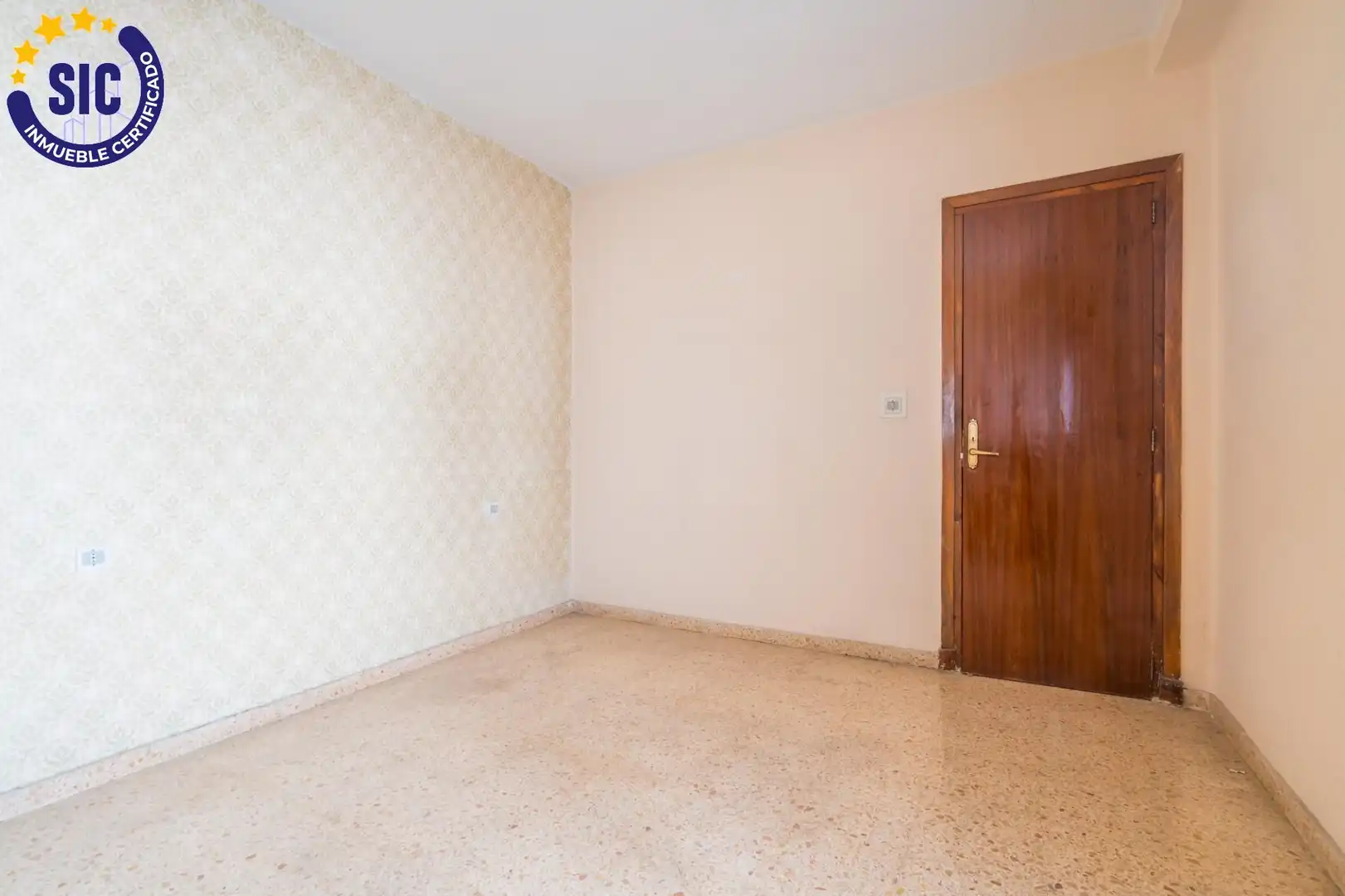 Schlafzimmer von Wohnung zum Verkauf in Xirivella mit Balkon