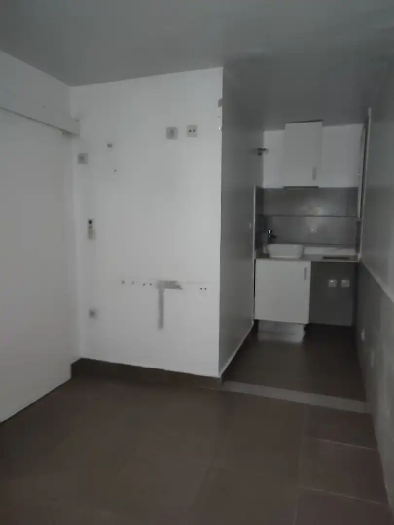 Kitchen of Ground floor for sale in Barcelona  with Air Conditioner and Alarm