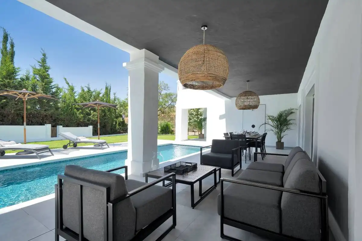 Terraza de Casa o chalet de alquiler en Estepona con Aire acondicionado, Jardín privado y Terraza
