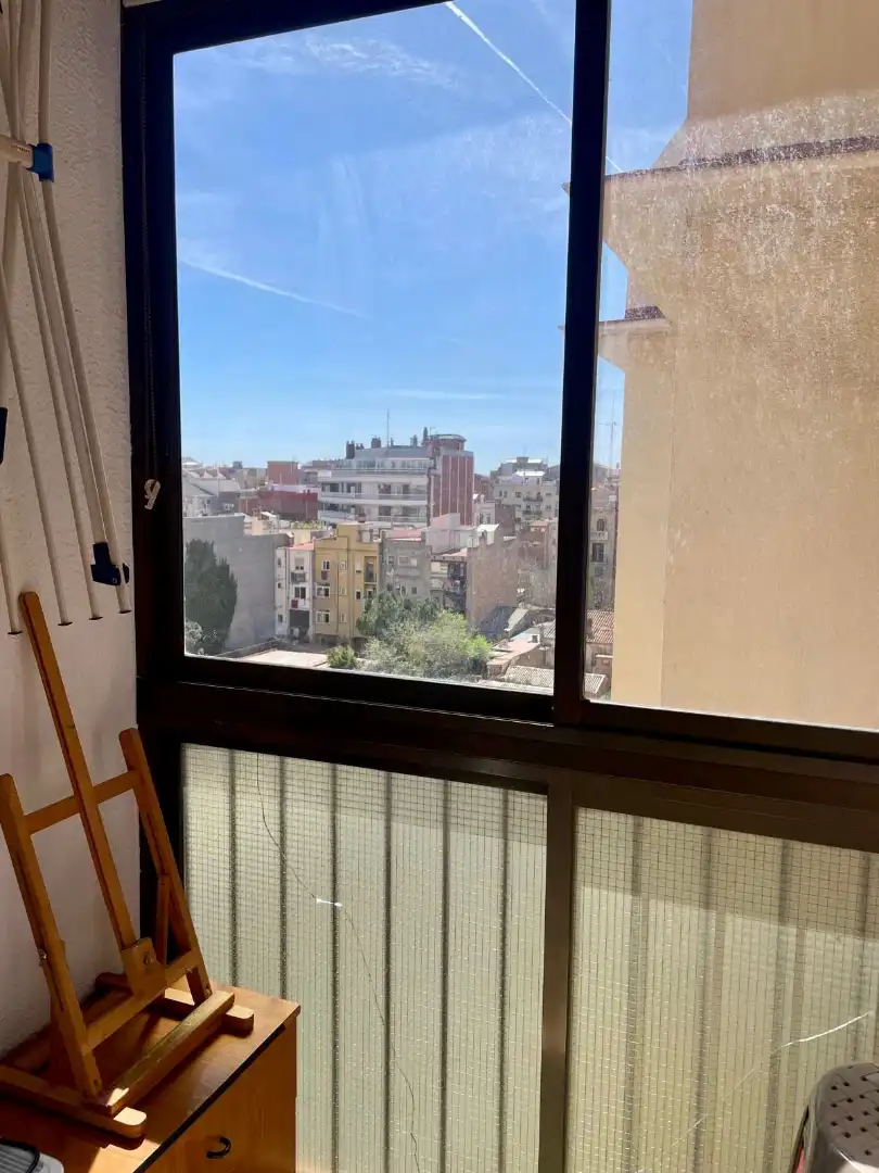 Vista exterior de Apartament en venda en Barcelona amb Forn i Balcó