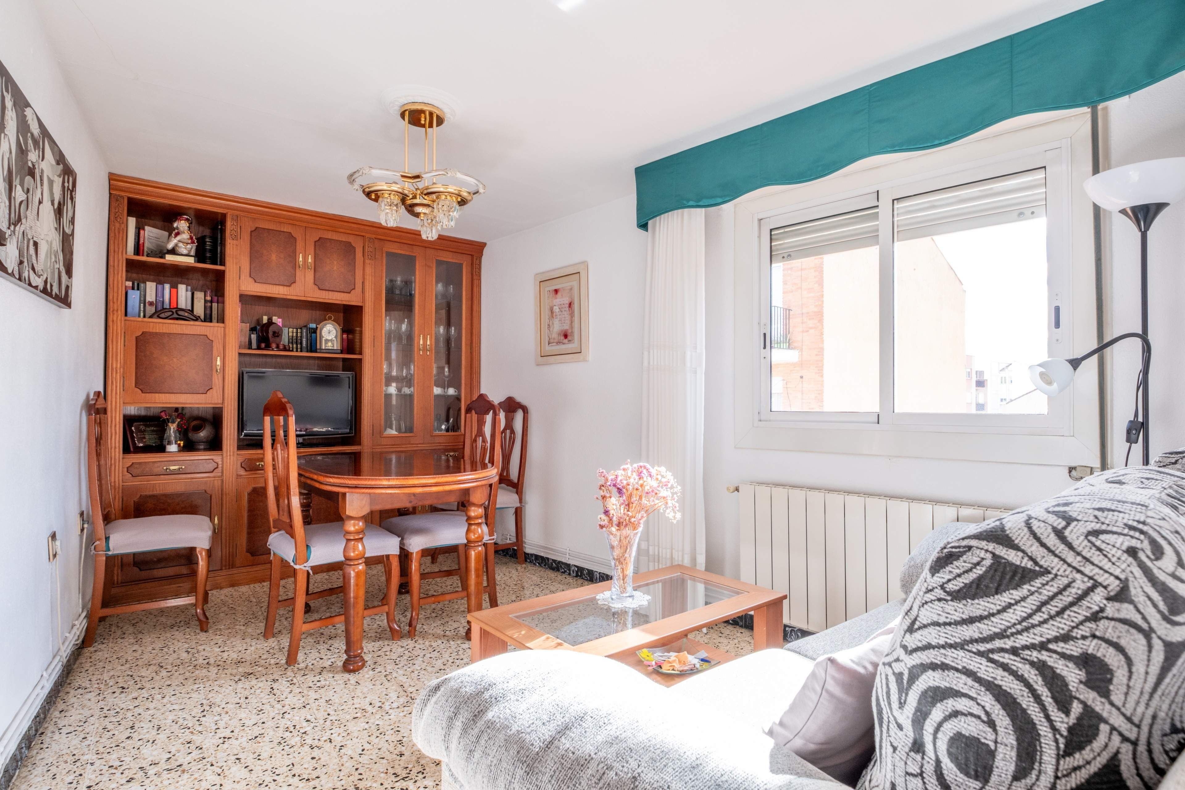 Bedroom of Flat for sale in  Zaragoza Capital  with Air Conditioner, Heating and Terrace