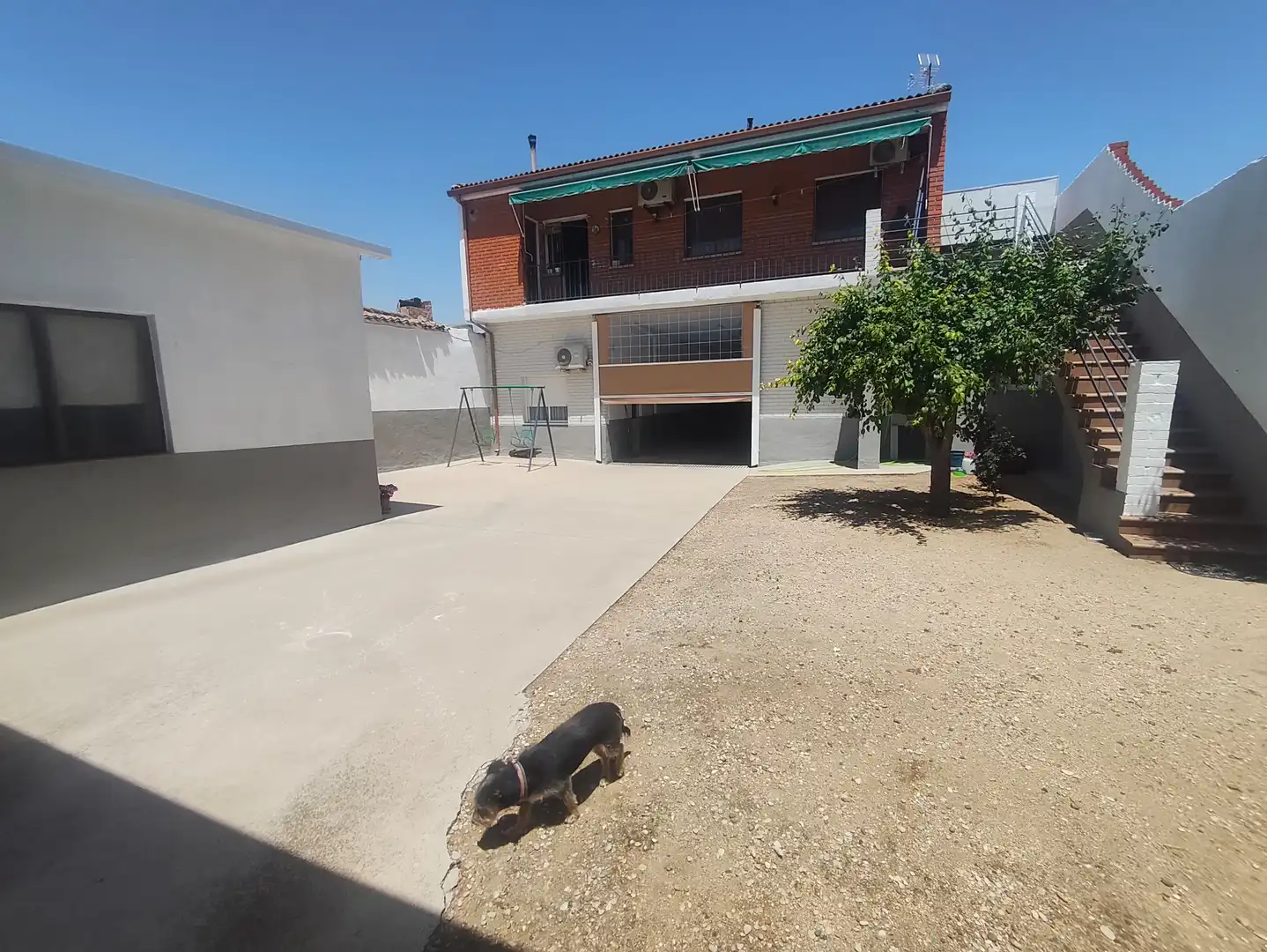Vista exterior de Casa o xalet en venda en Burujón amb Aire condicionat, Calefacció i Jardí privat