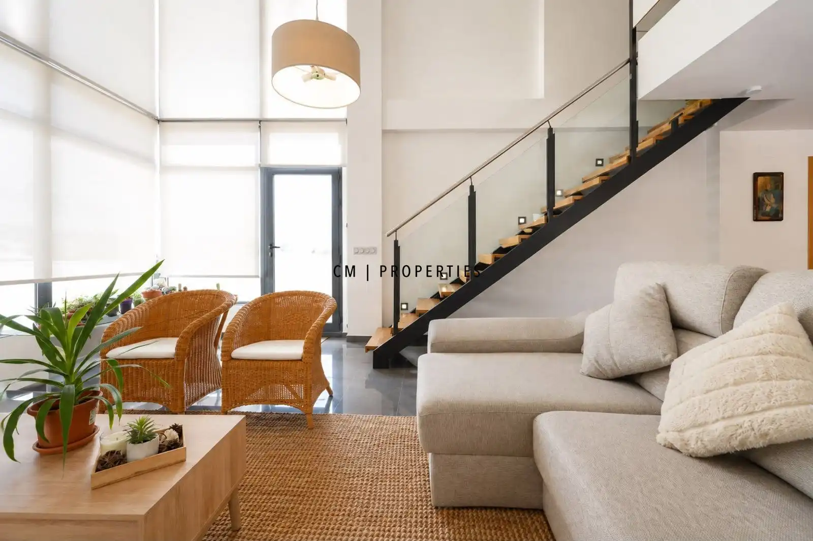 Sala de estar de Casa o chalet en venta en La Pobla de Vallbona con Aire acondicionado, Calefacción y Terraza