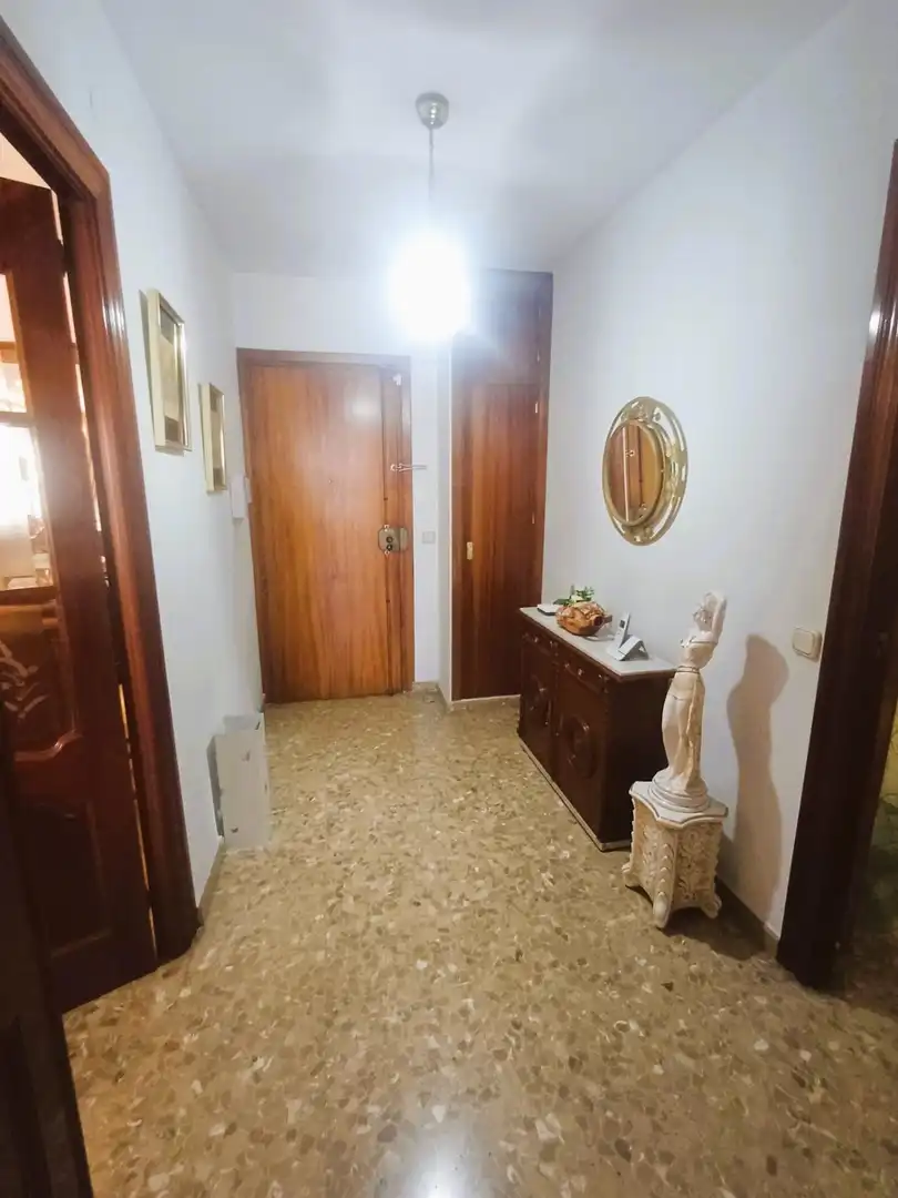 Wohnung zum Verkauf in Málaga mit Klimaanlage, Terrasse und Möbliert