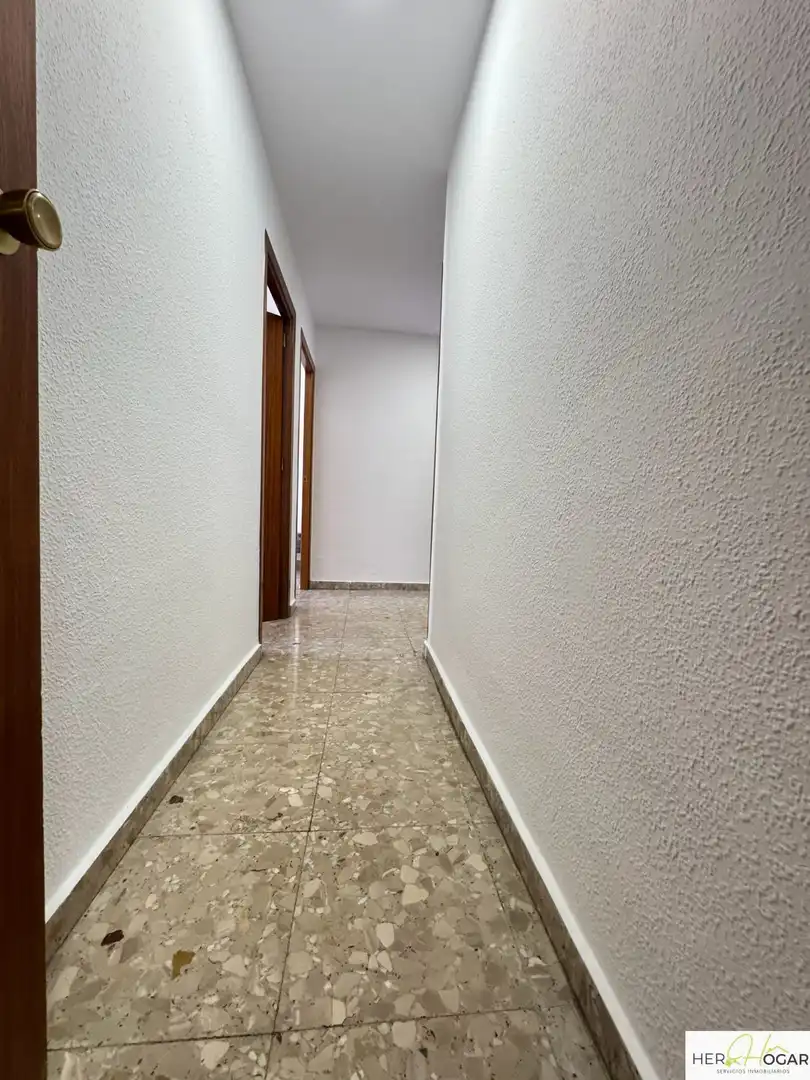Wohnung zur Miete in Toledo mit Klimaanlage, Heizung und Parkett