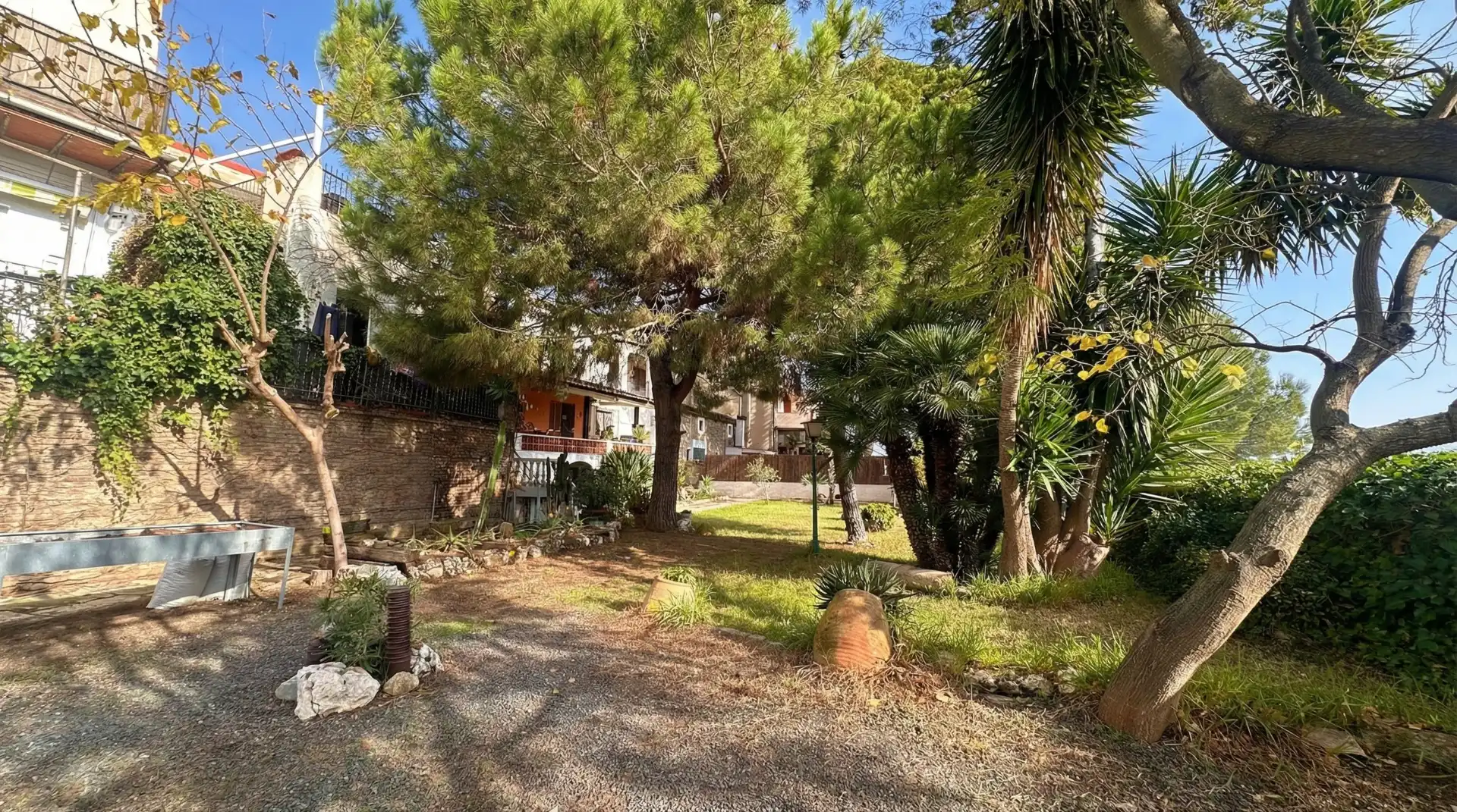 Vista exterior de Finca rústica en venda en Almoster amb Jardí privat, Terrassa i Piscina