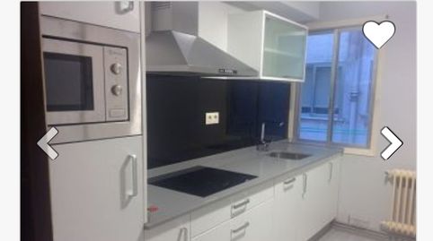 Foto 4 de Piso de alquiler en Rúa de Santiago de Chile, Ensanche - Sar, Santiago de Compostela