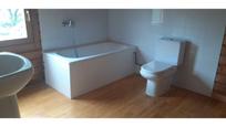 Bathroom of House or chalet for sale in Castellar del Vallès  with Parquet flooring and Terrace