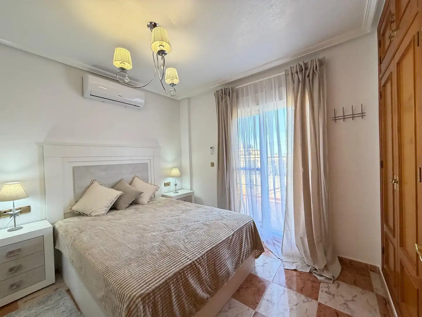 Terraced house with terrace for sale in Calle Galapagos, imagen 50