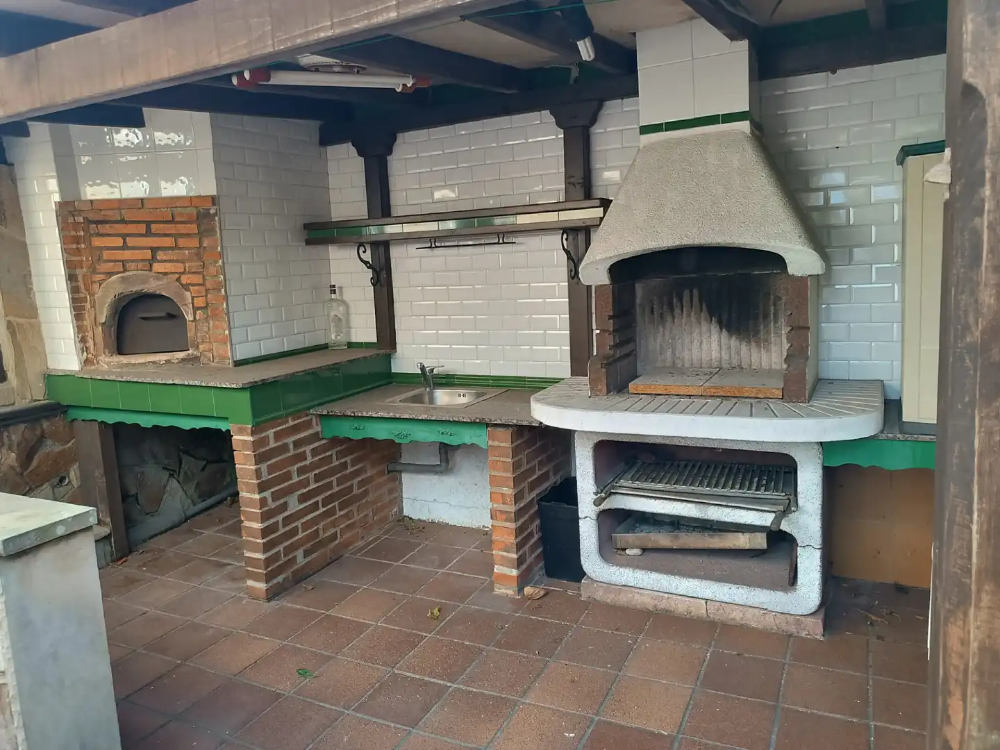 Cocina de Casa o chalet en venta en Castrillón con Calefacción, Jardín privado y Parquet