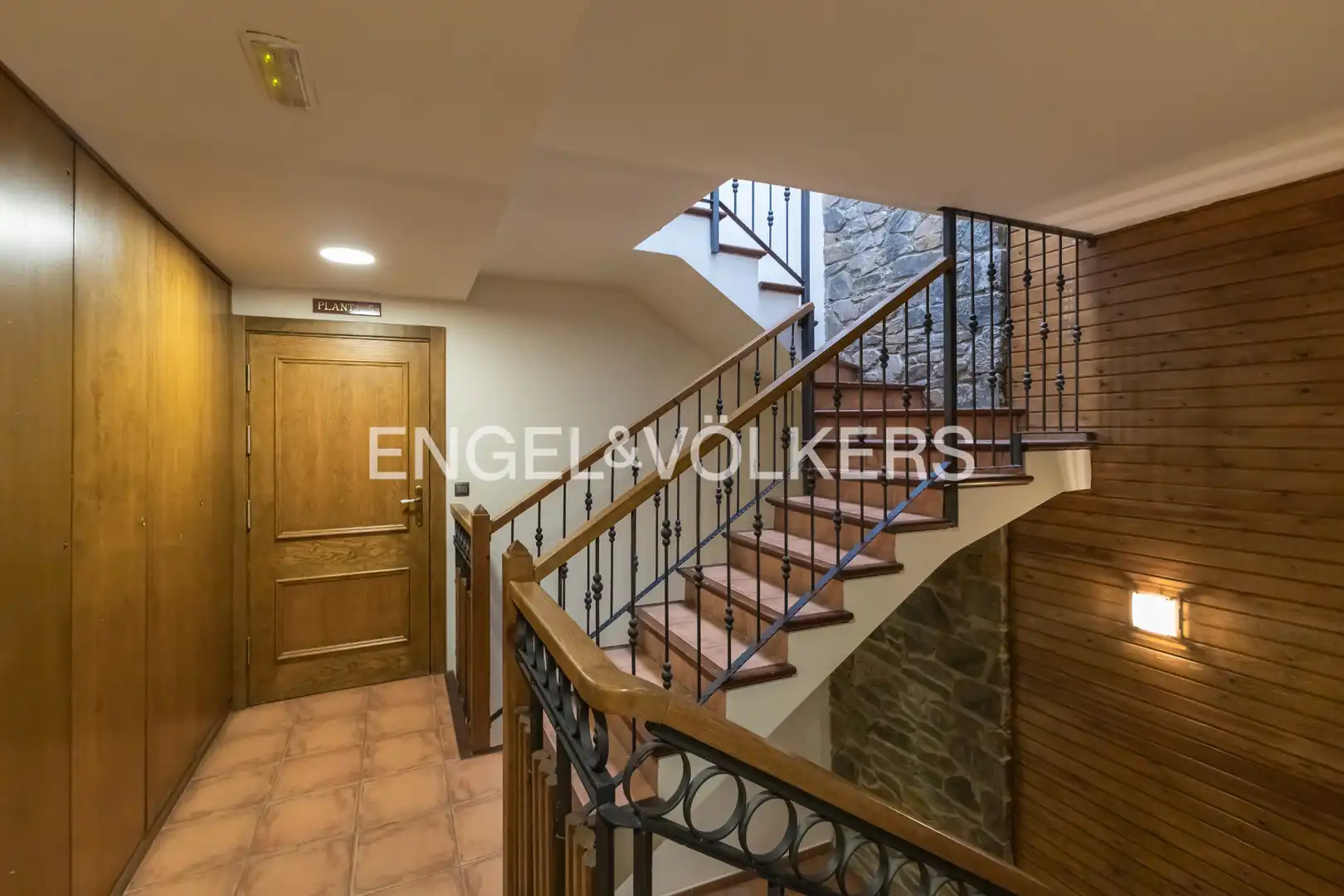 Apartamento en venta en Llívia con Calefacción, Parquet y Terraza