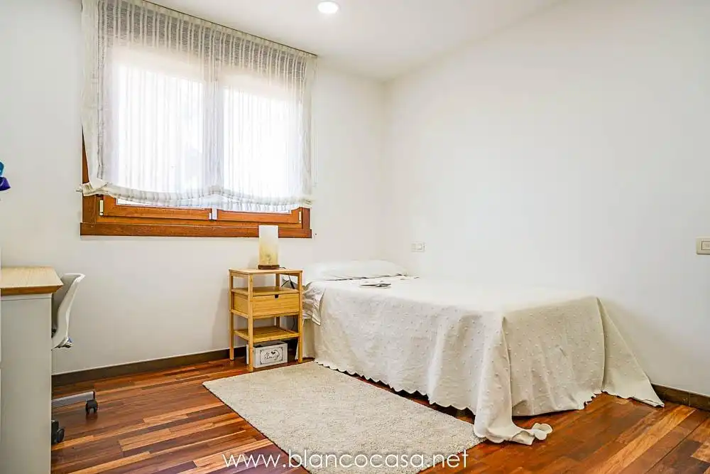 Bedroom of Houses for sale in Carballo  with Heating, Private garden and Storage room
