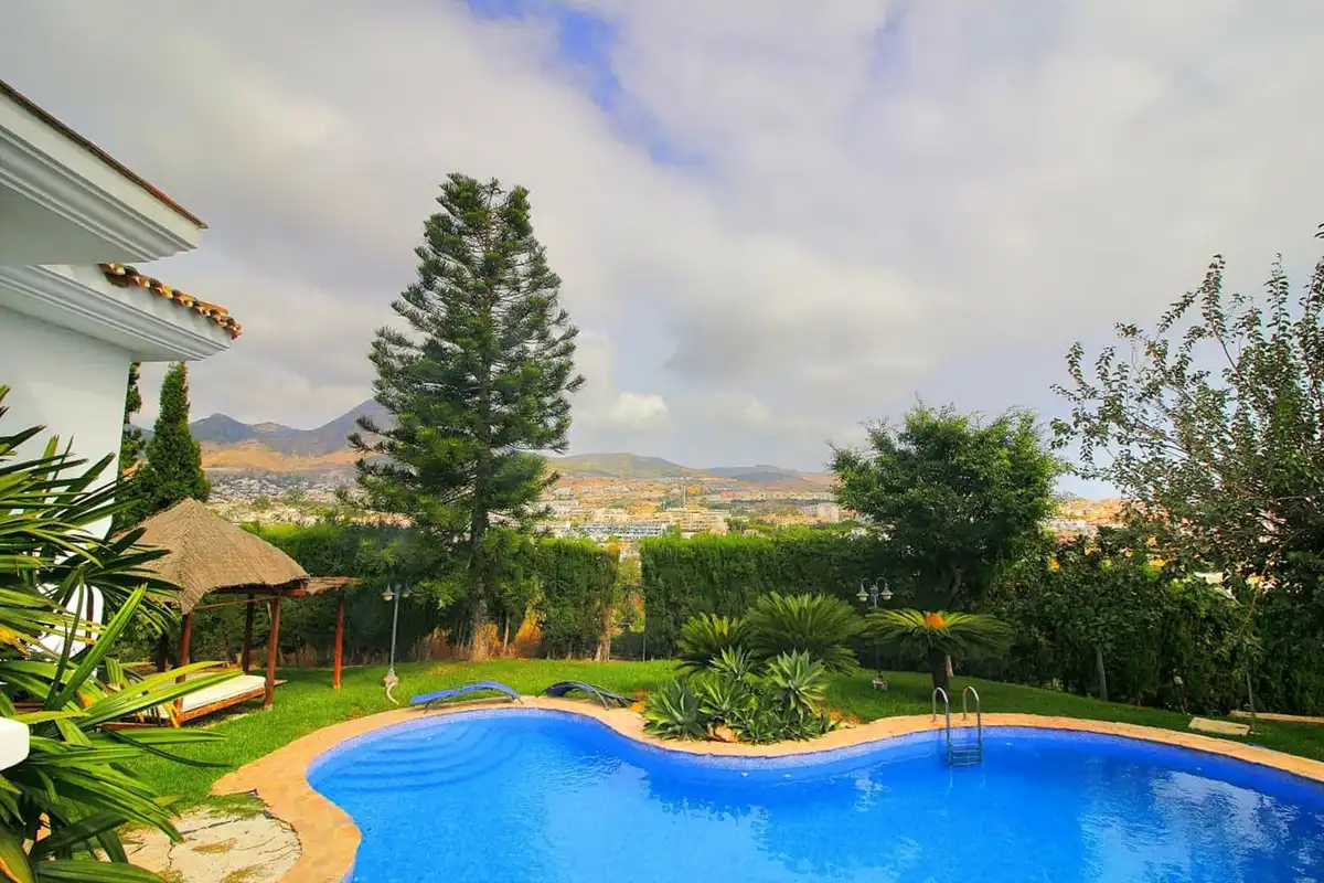 Chalet con piscina en venta en Arroyo de la Miel, imagen 35