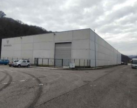 Vista exterior de Nave industrial en venta en Aller