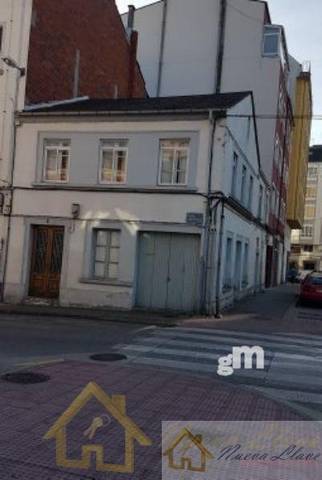 Casa-chalet en Venta en Residencia - Abella