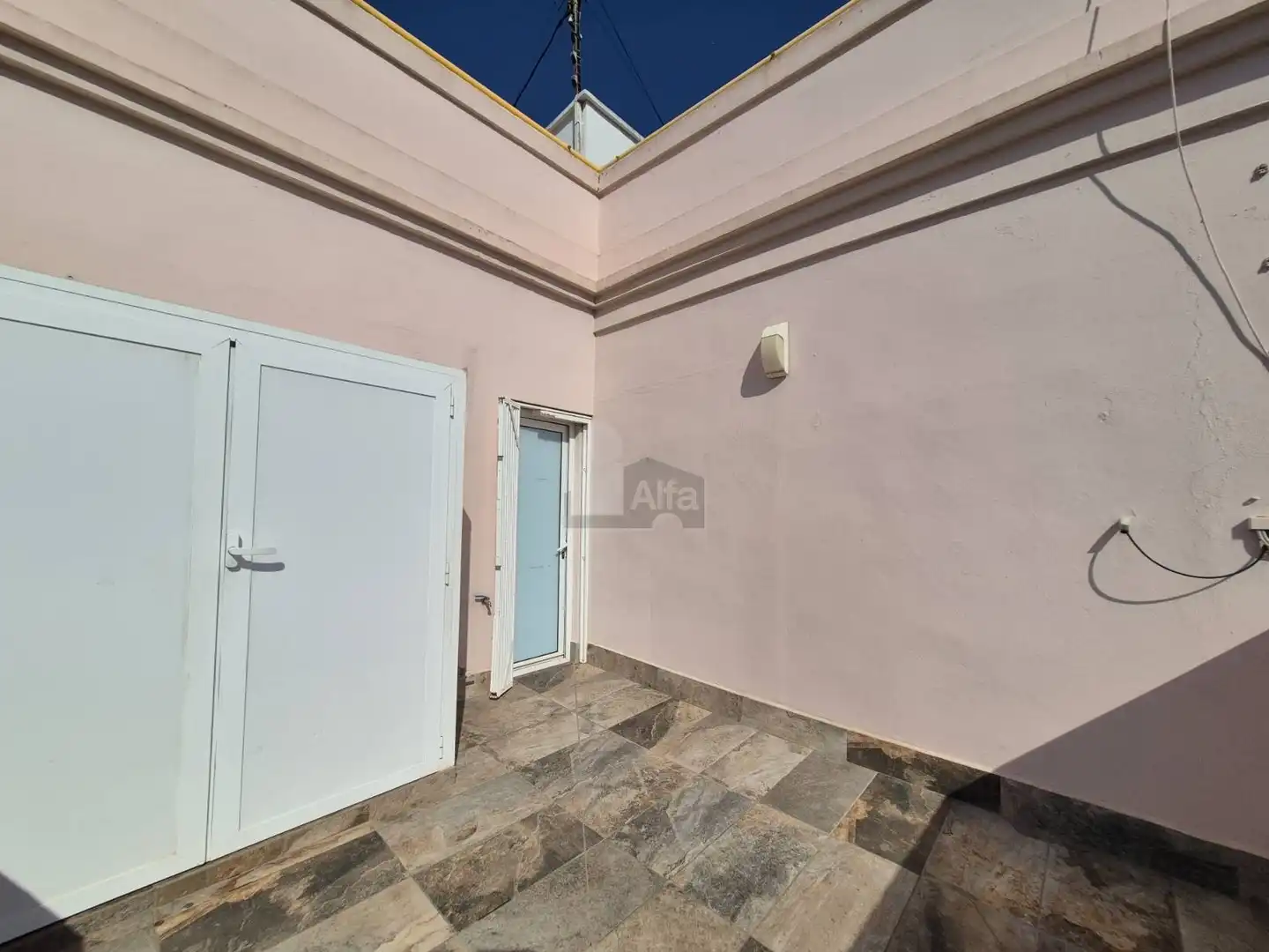 Balcony of Attic for rent in Valencia  with Air Conditioner, Parquet flooring and Terrace