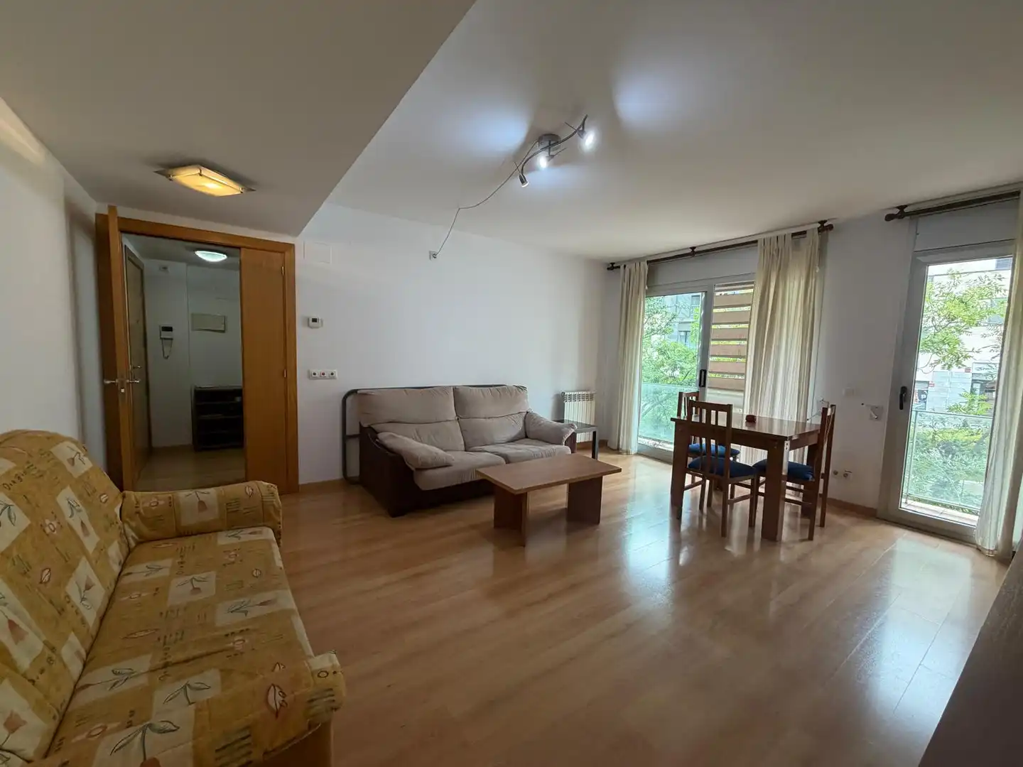Flat with lift for sale in Eixample Sud – Migdia