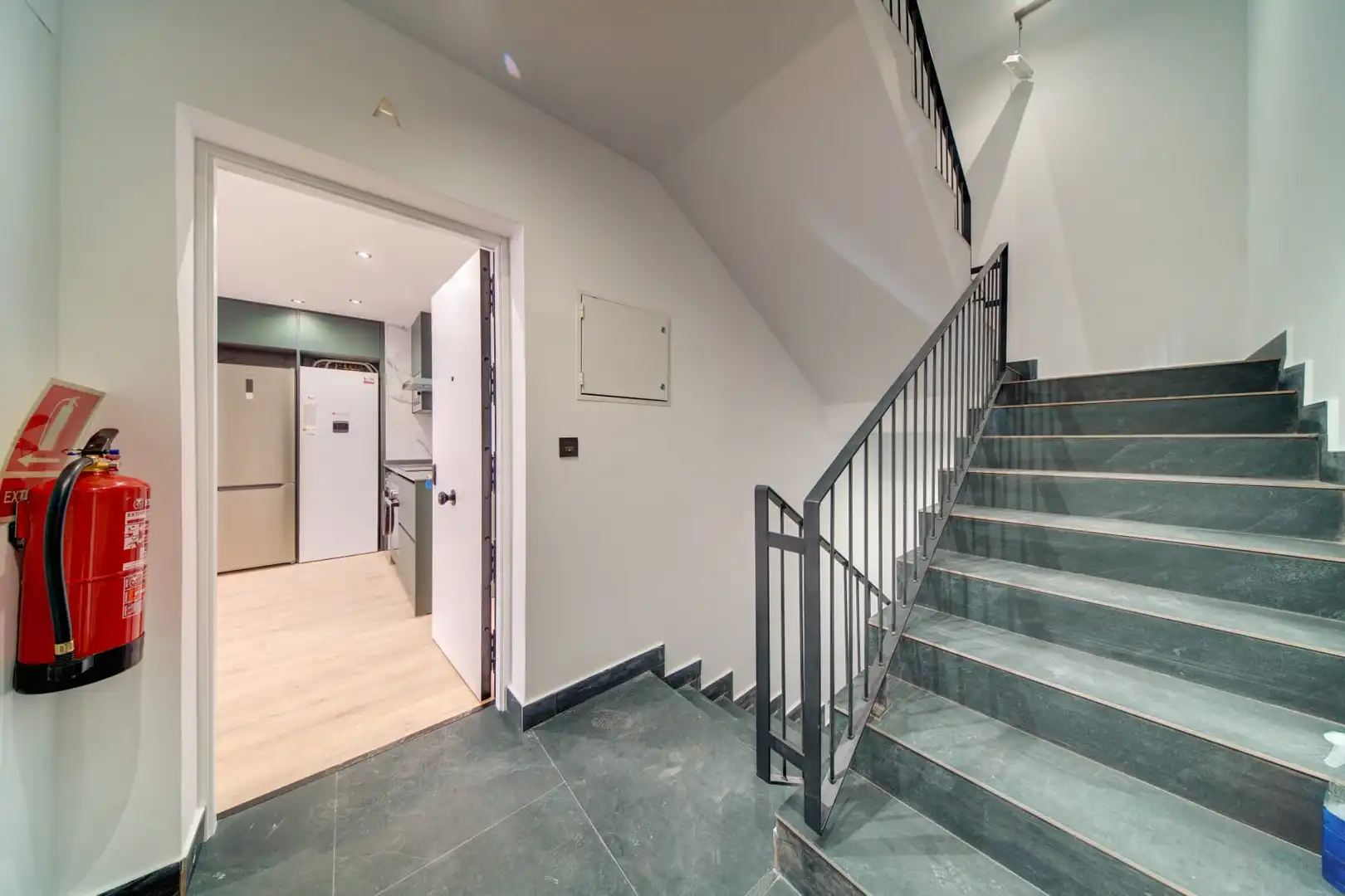 Flat with terrace for sale in Calle de las Delicias 15, imagen 20