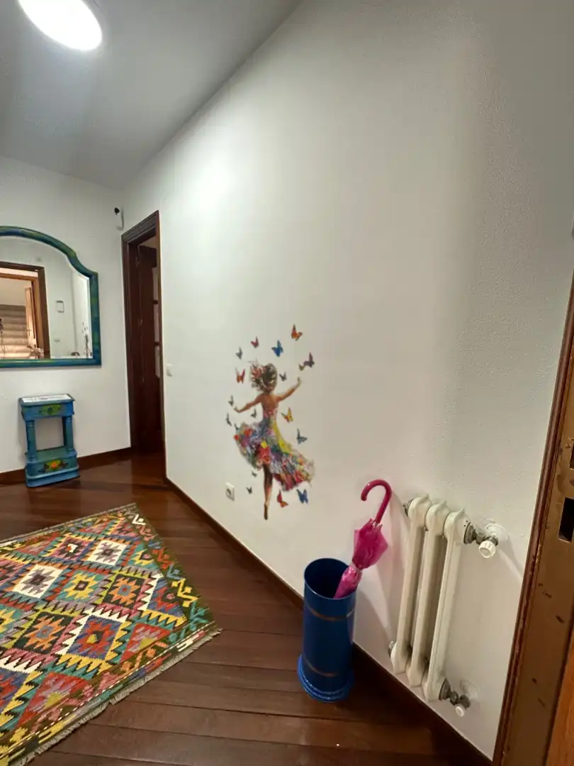 Flat for rent in Santiago de Compostela   with Heating, Parquet flooring and Furnished